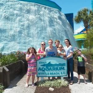 Meet your Posher, Virginia