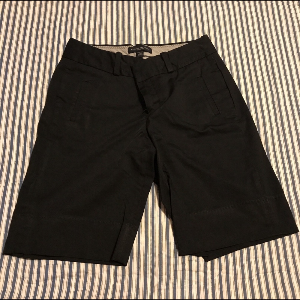 Black Size 2 Banana Republic Martin fit shorts