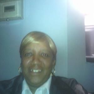 Meet your Posher, Crystal