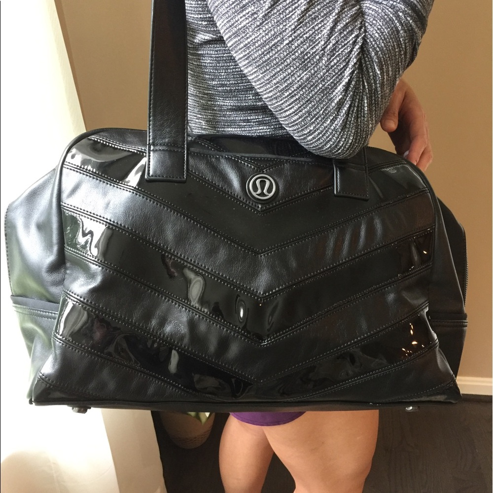 Lululemon gym bag