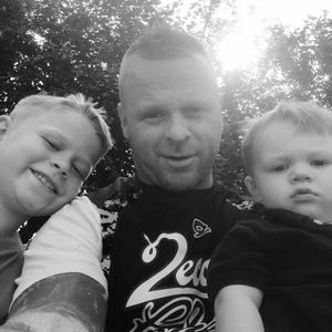 Meet your Posher, Leo