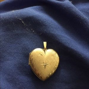14k Gold heart locket