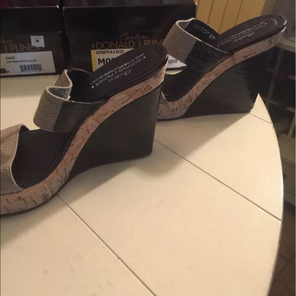 NEW Donald J. Pliner COUTURE (ITALY)