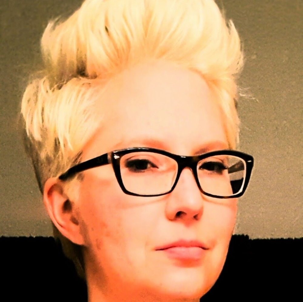 Meet your Posher, Erika