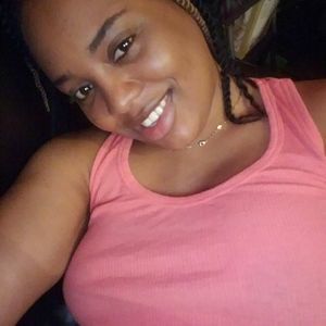 Meet your Posher, Angelique