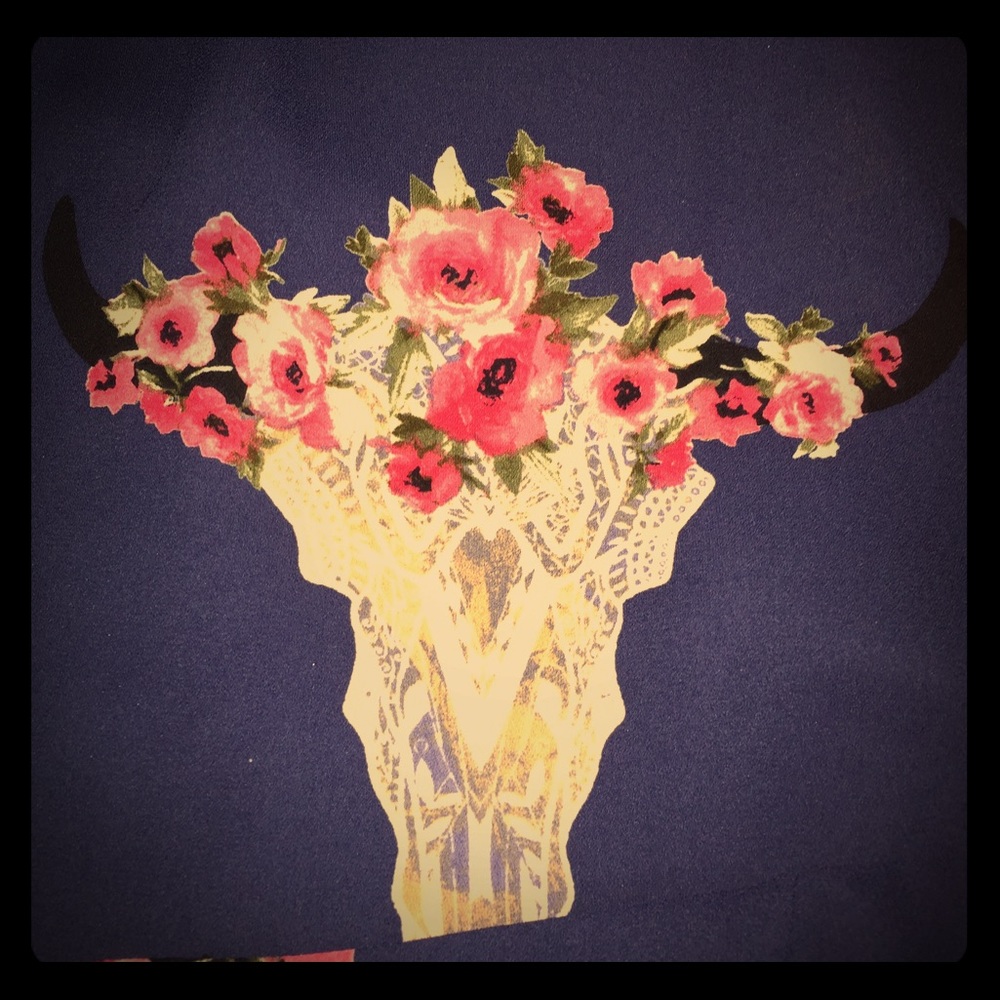 Peach & Love navy cow skull ruffle shorts