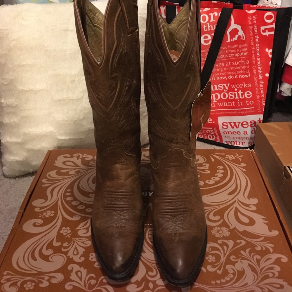 Justin cowboy boots