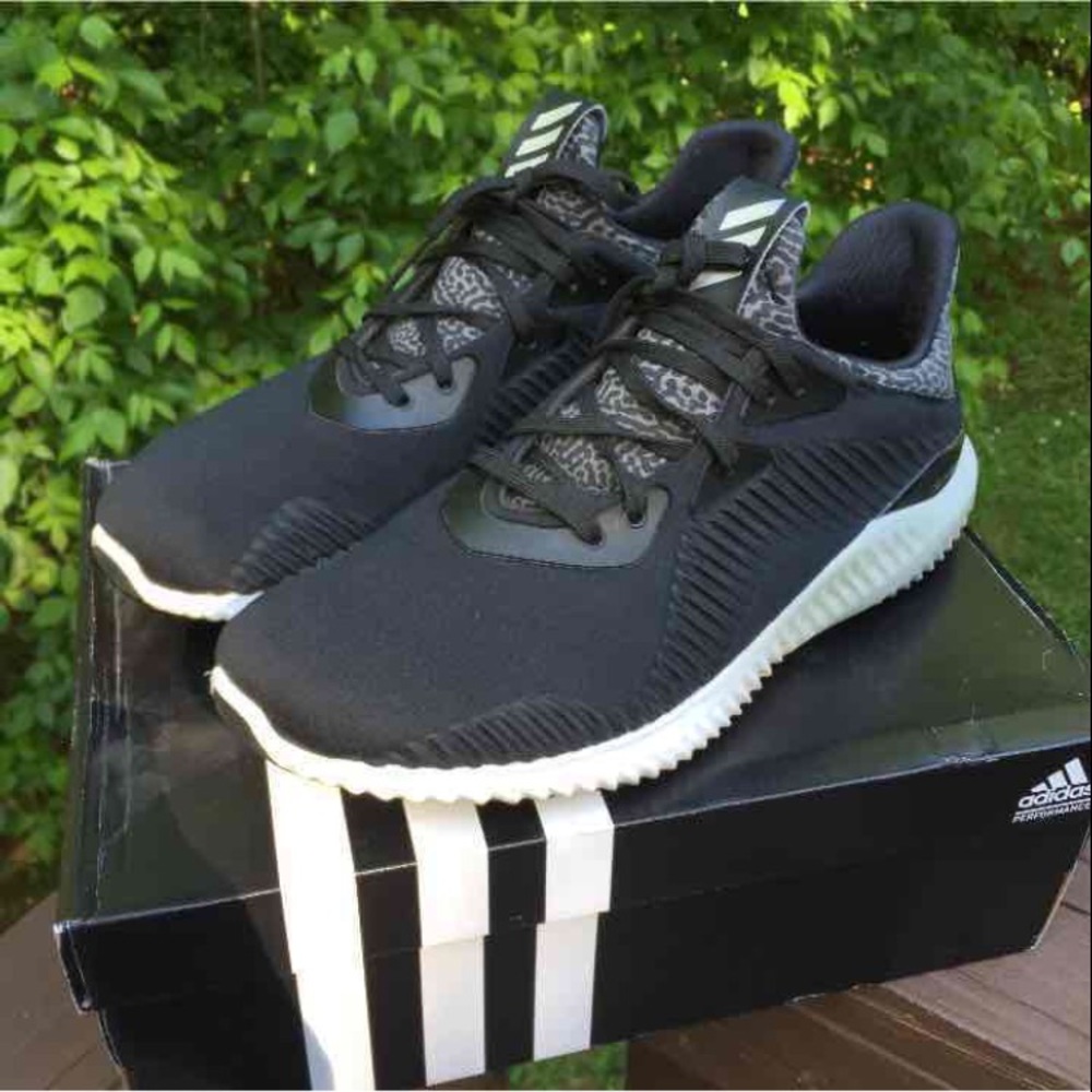 Adidas alphabounce