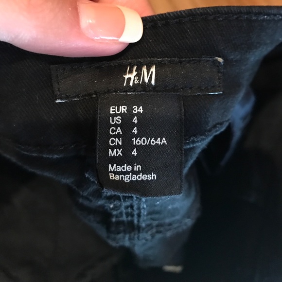 H&M shorts - Picture 3 of 3