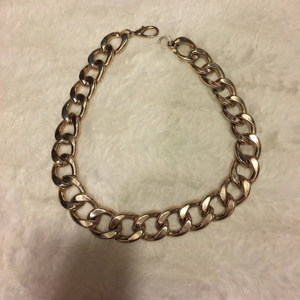 Chunky chain necklace