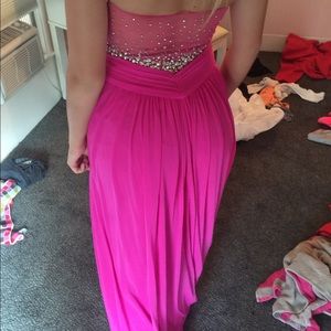 Giovani Prom dress hot Pink with diamonds