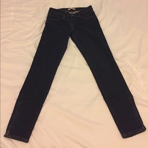 UNIQLO Stretchy, skinny jeans w/ankle zipper Sz 24