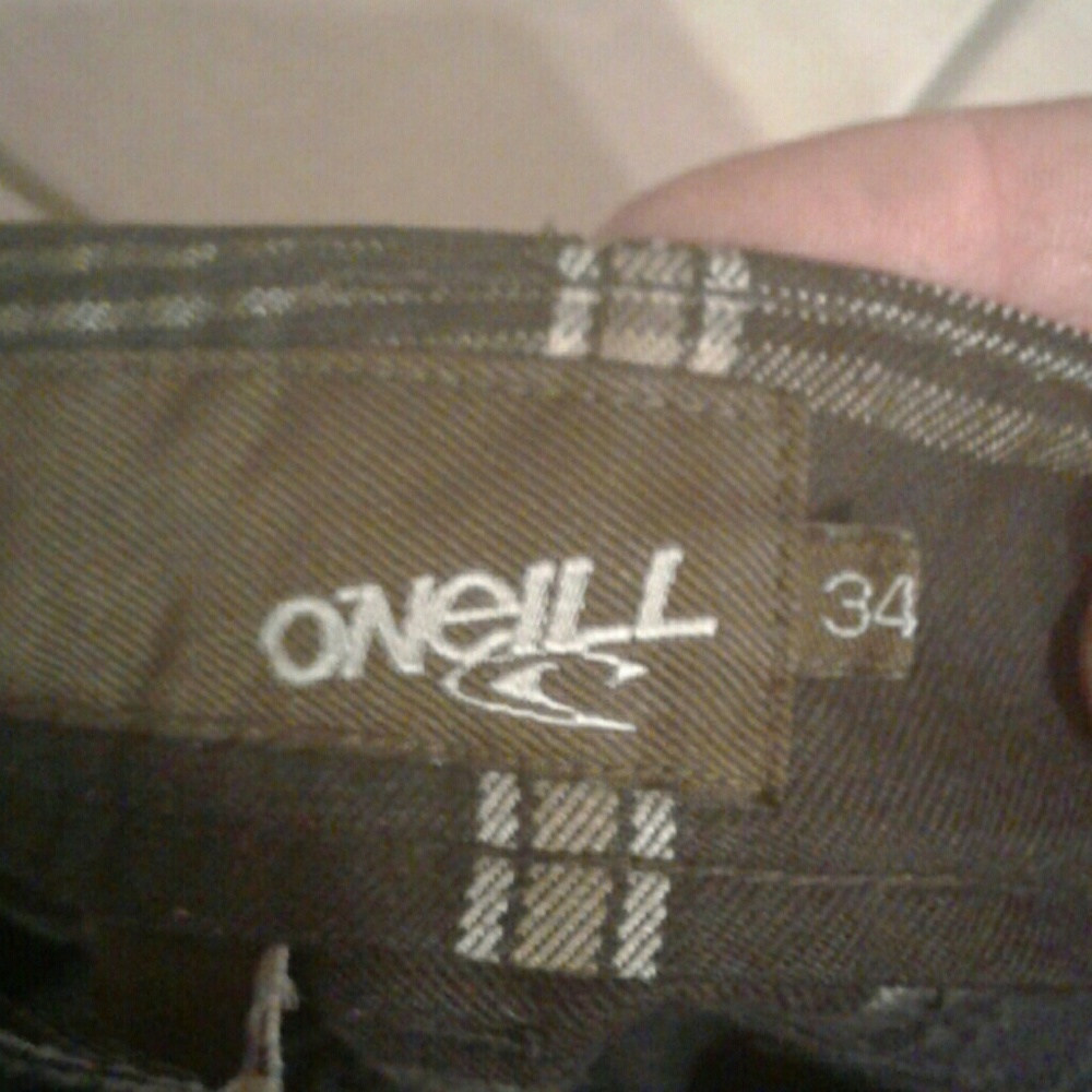 Oneil Shorts - Picture 2 of 3