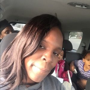 Meet your Posher, Angela