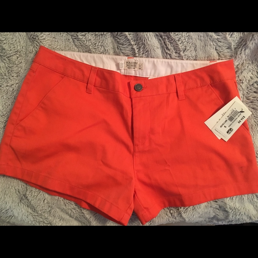 Volcom shorts size 9