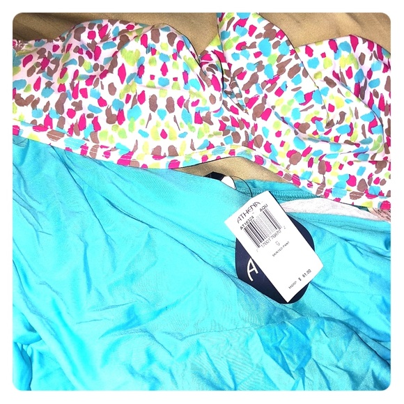 2 piece bikini size 6 - Picture 2 of 4