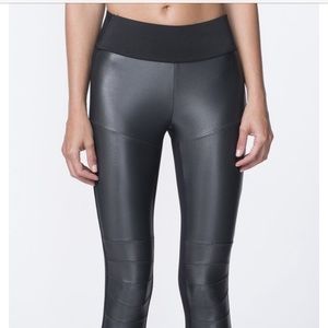 New- Koral Black Moto Leggings small
