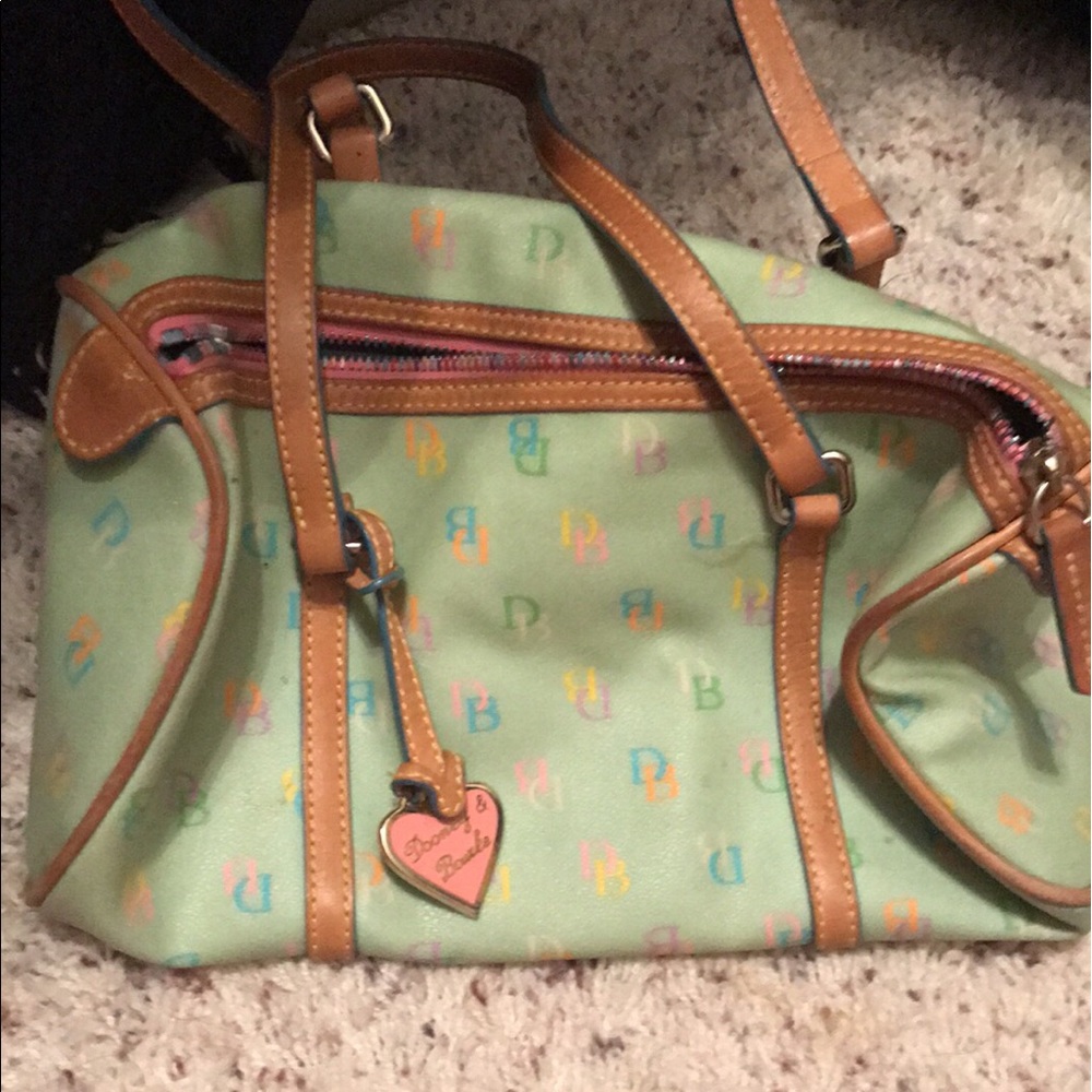 Dooney and bourke bag