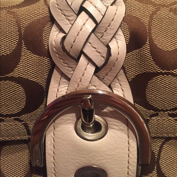 Authentic Coach shoulder bag - Picture 2 of 5