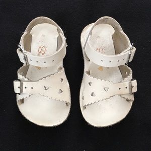Sun-San Salt Water Sandals Sweet size 5 white