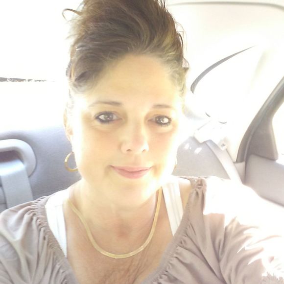 Meet your Posher, Michelle - Picture 1 of 1