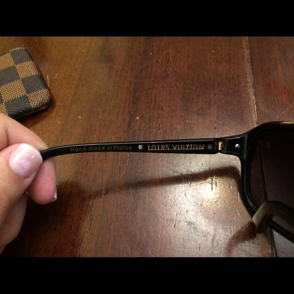 Authentic Louis Vuitton Evidence Aviator Sunglass - Picture 4 of 7