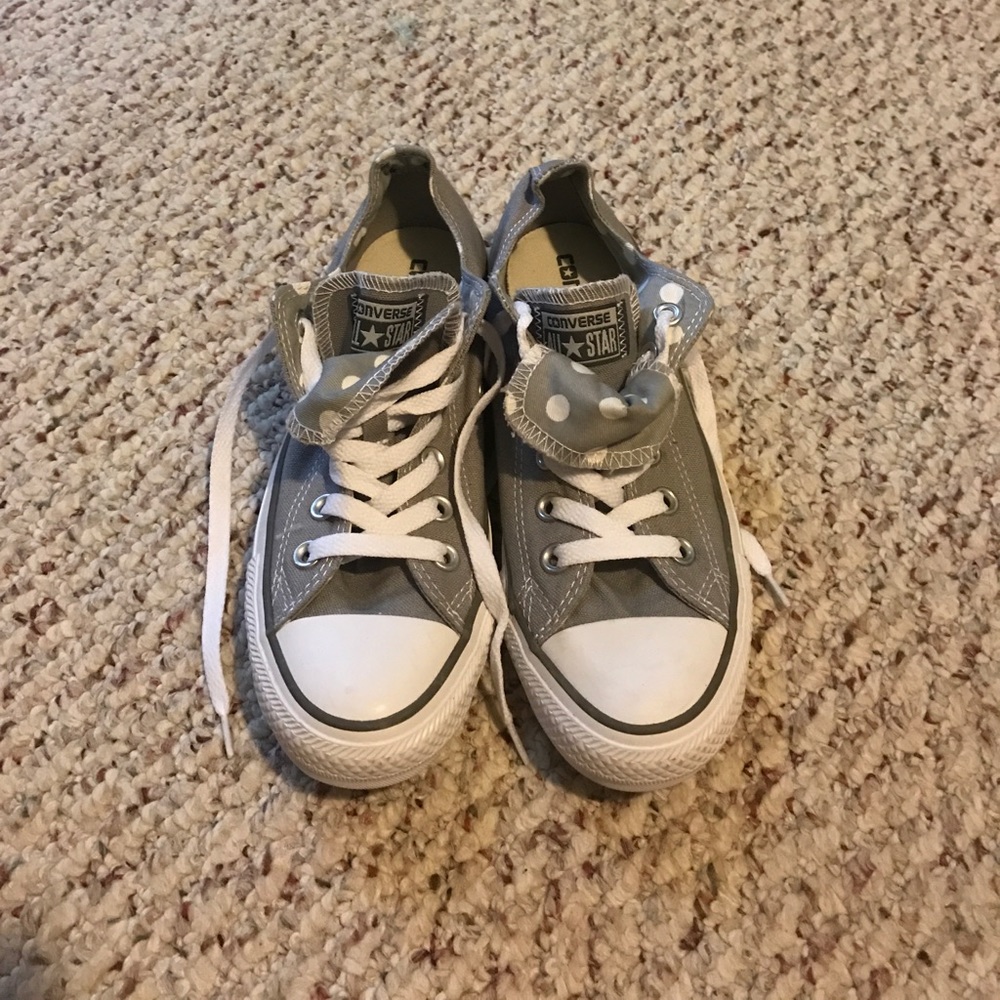 Grey and white polka dot converse