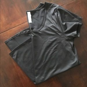 Lularoe Solid Black Classic Tee M