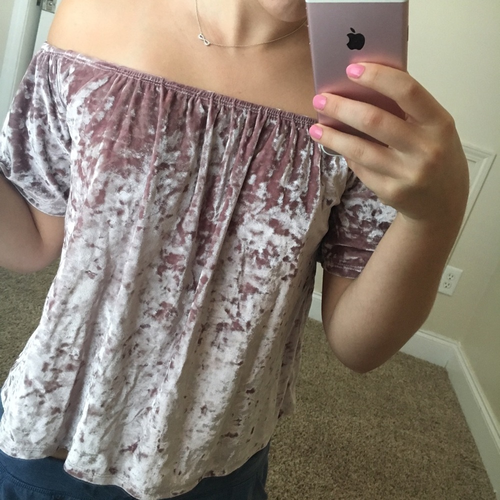 🎀Off the shoulder shirt!🎀 bundle!💕