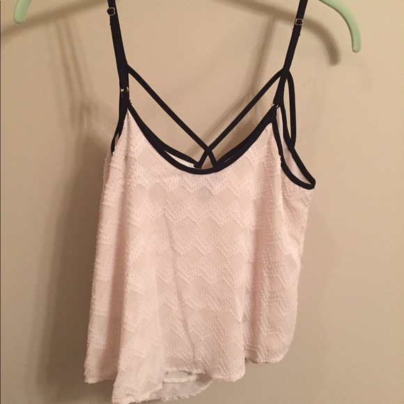 ASTR Cream Cross Front Tank - Picture 3 of 4