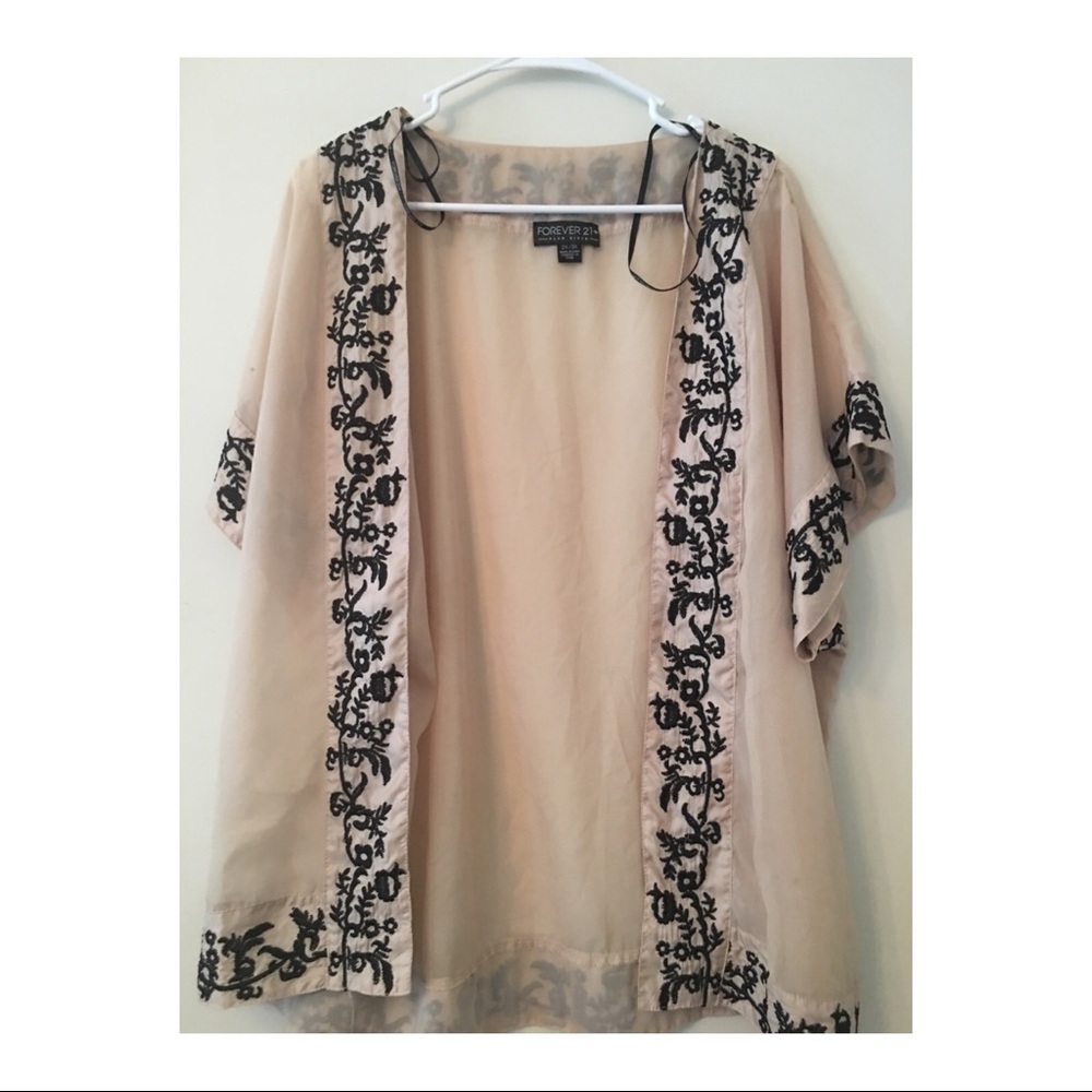 Plus Size Short Sleeve Kimono
