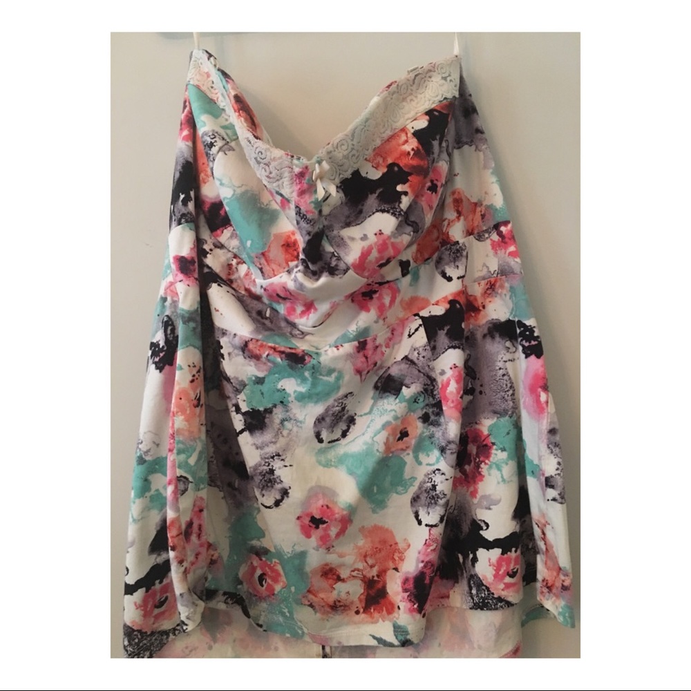 Plus Size Floral Lace Tube Top