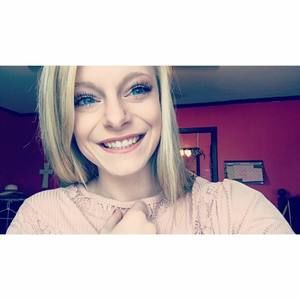 Meet your Posher, Casey