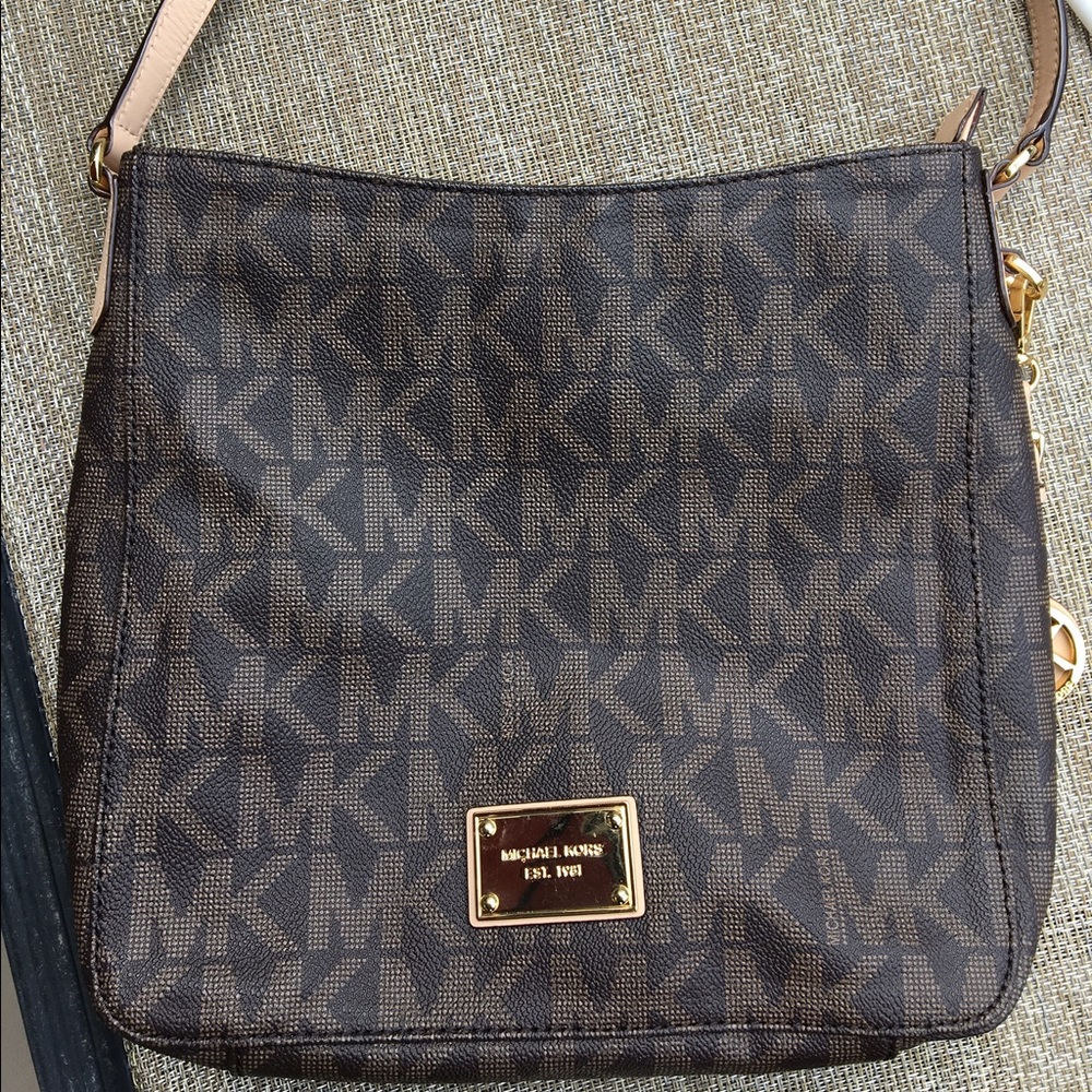 Michael Kors logo crossbody