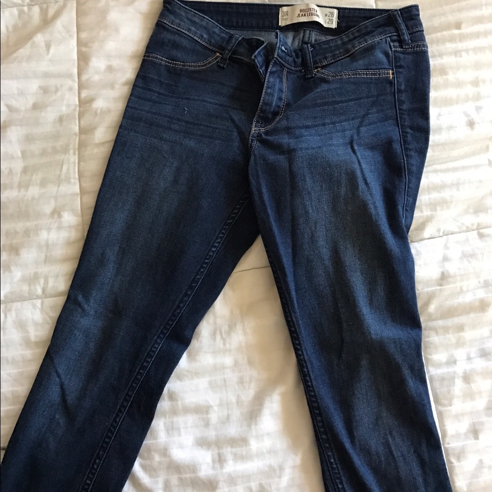 dark wash Hollister jeggings