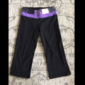 Lululemon Crop Yoga Pants Size 6