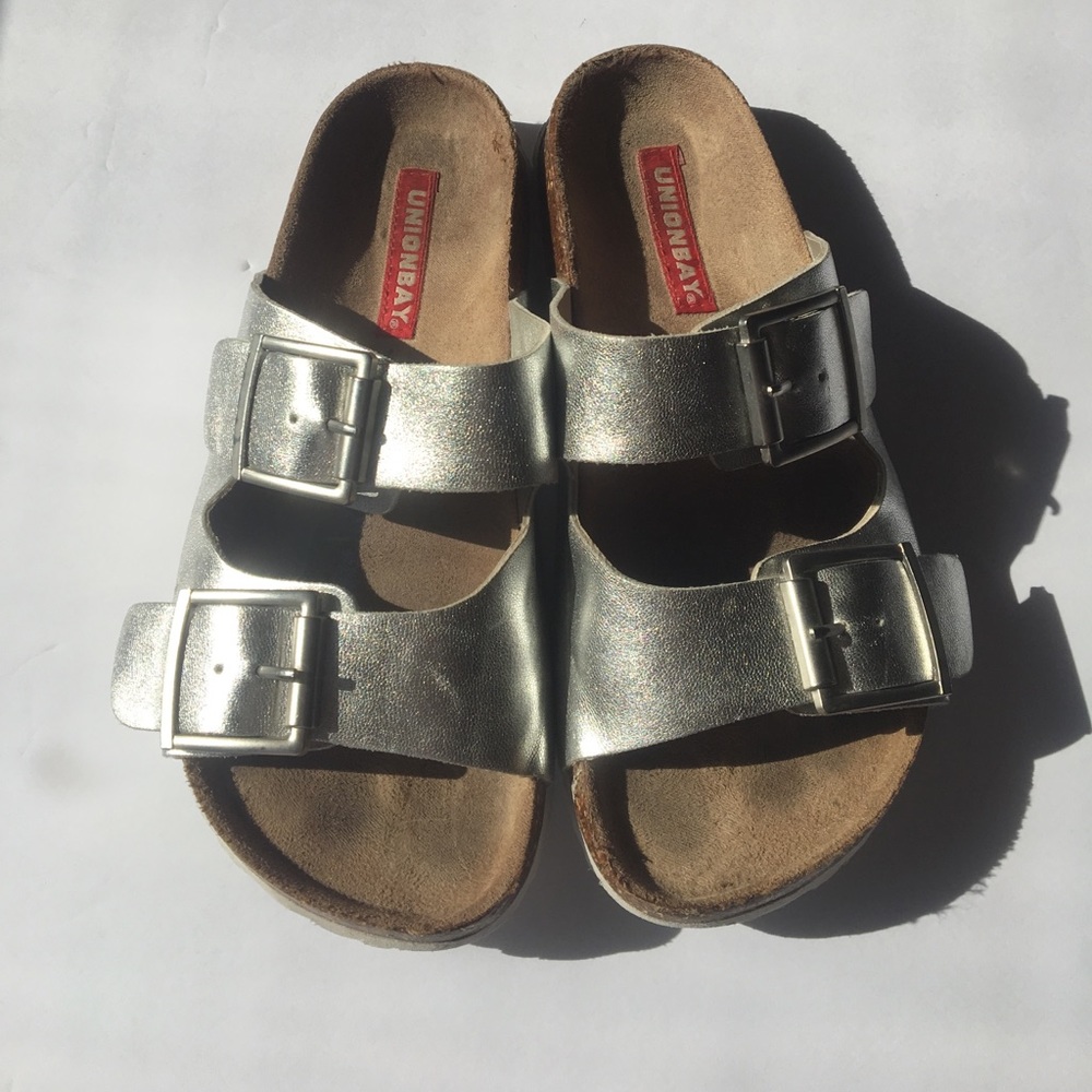 Silver Sandals *gone 8-10-17