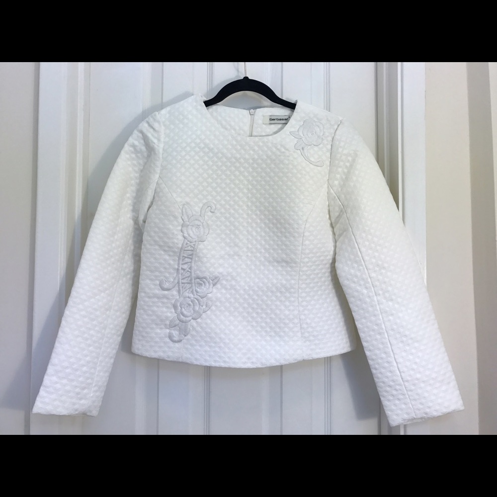 Embroidered Long Sleeves Top (size 0-2)