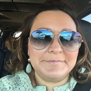 Meet your Posher, Marisol