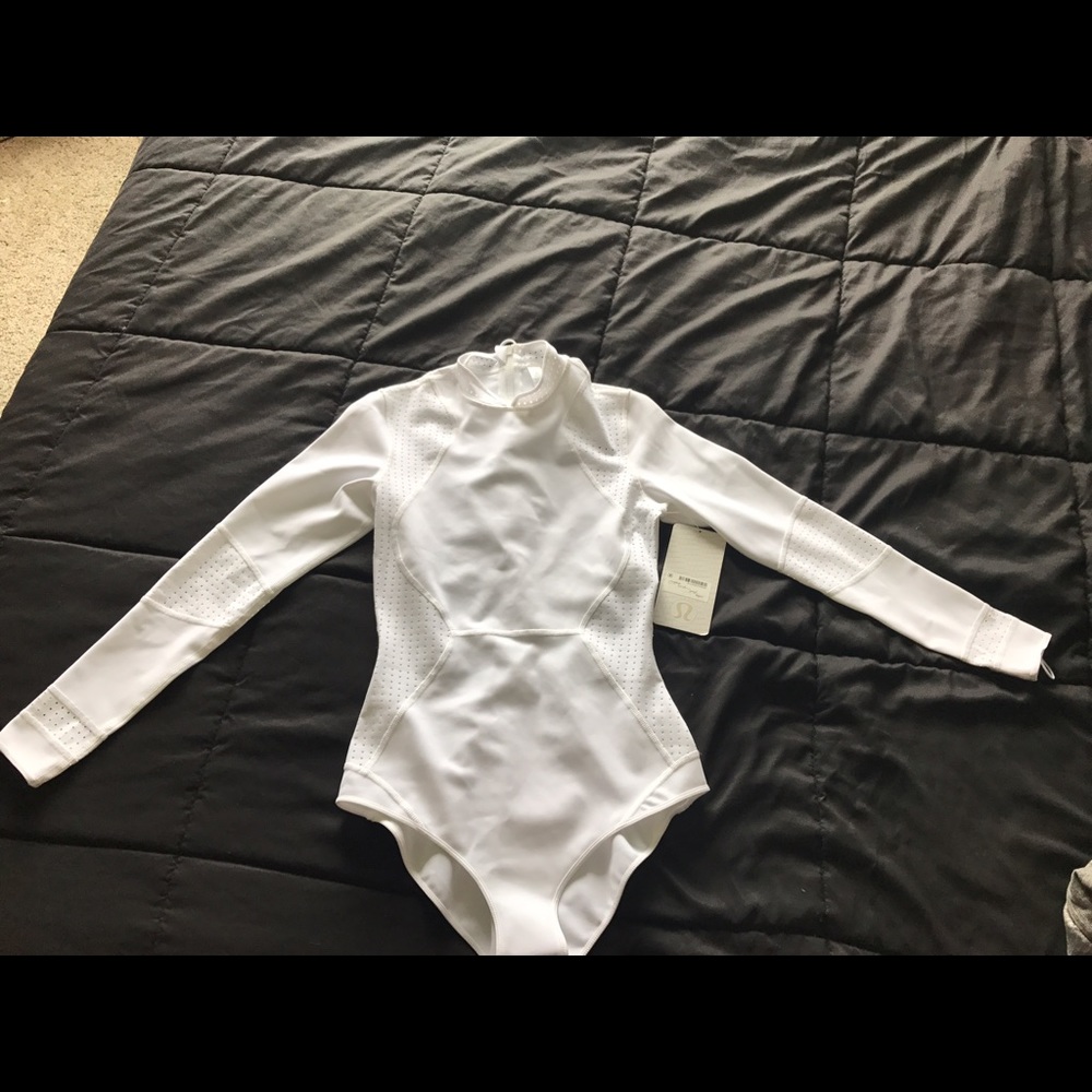 Lululemon paddle times swimsuit long sleeve size 6