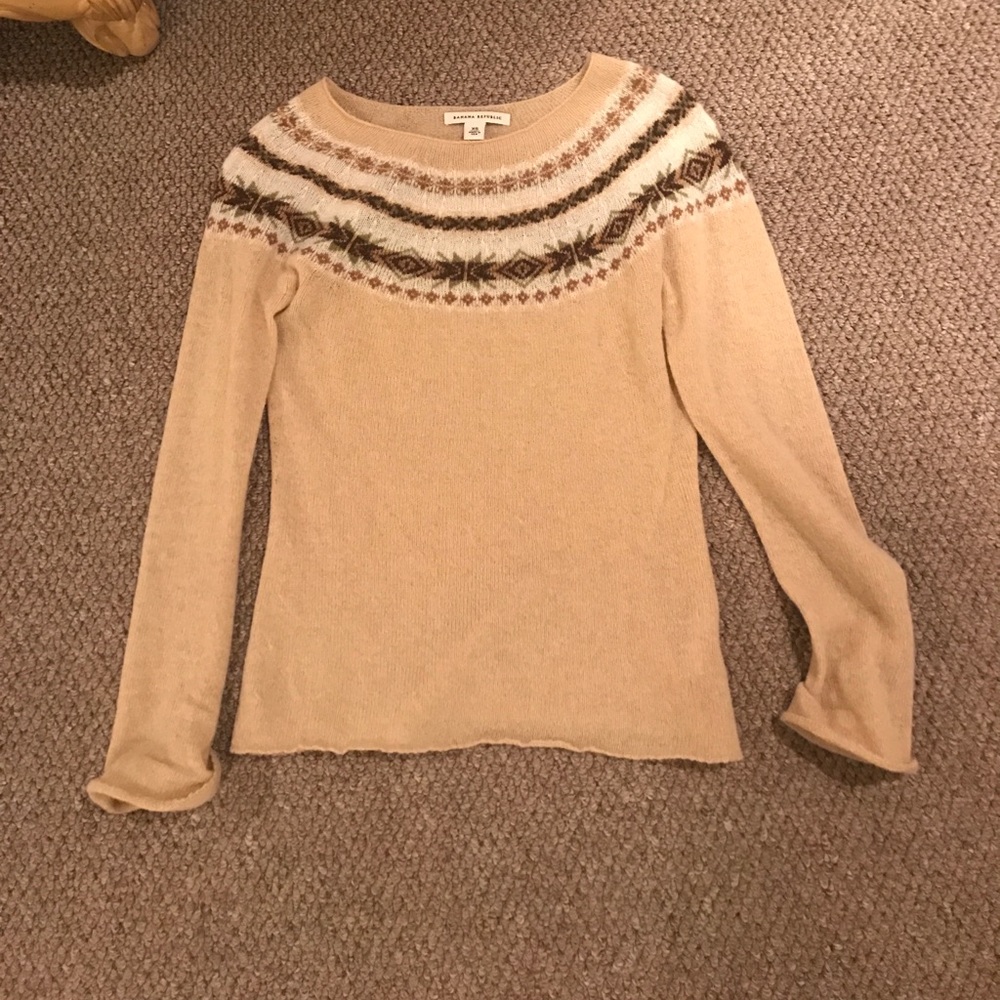 Cream Banana Republic Sweater