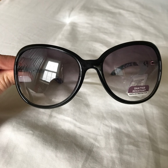 Target Accessories - NWT sunglasses