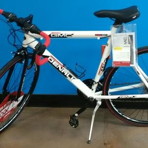 Meet your Posher, Glenda