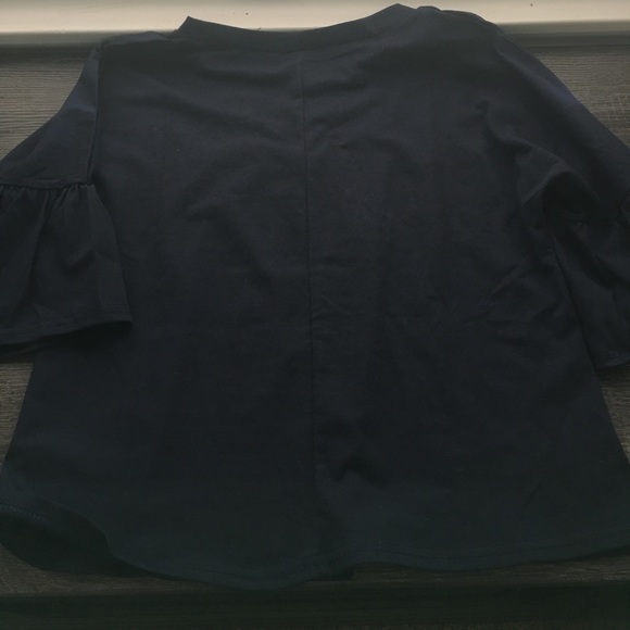 New Boutique Navy Ruffle Bell Sleeve Boho Top - Picture 7 of 8