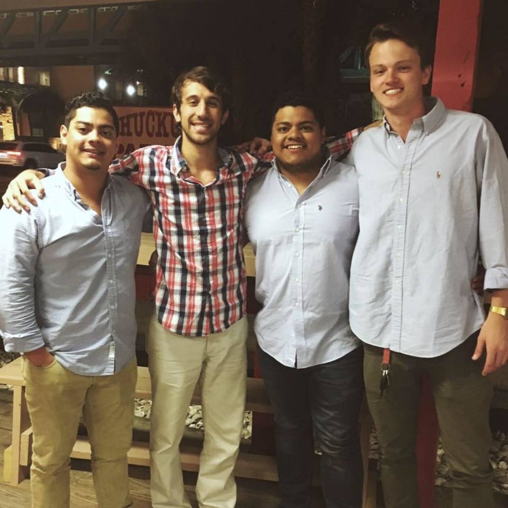 Meet your Posher, Clay