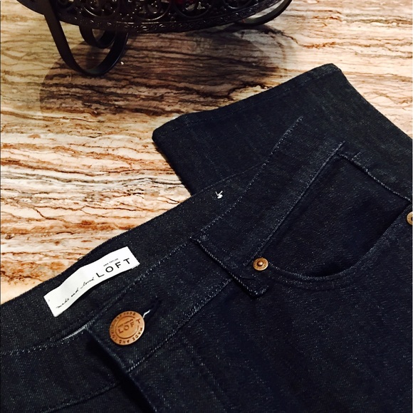 New Loft Denim Ankle Capris - Picture 1 of 4