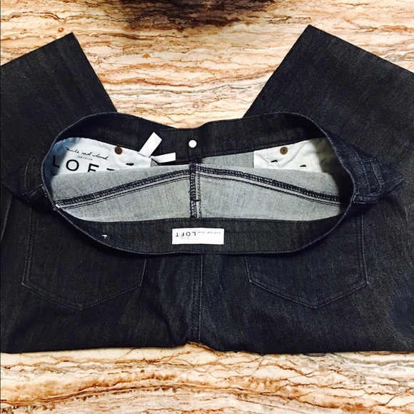 New Loft Denim Ankle Capris - Picture 4 of 4