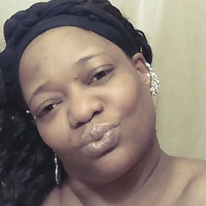 Meet your Posher, Beatrice