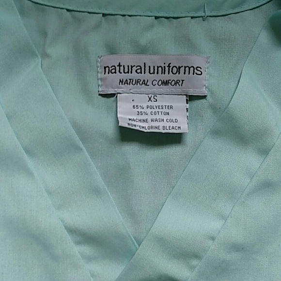 Light blue scrub set - Picture 3 of 8