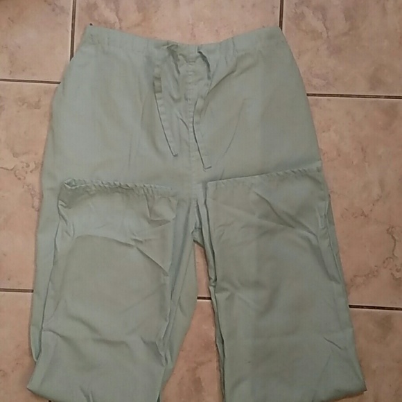 Light blue scrub set - Picture 5 of 8